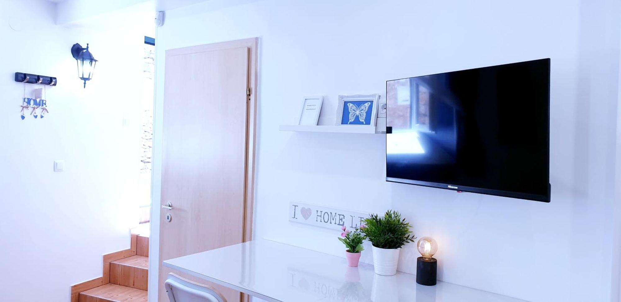 Apartments Sandra In The Historical Center Of The City Supetar Exterior foto